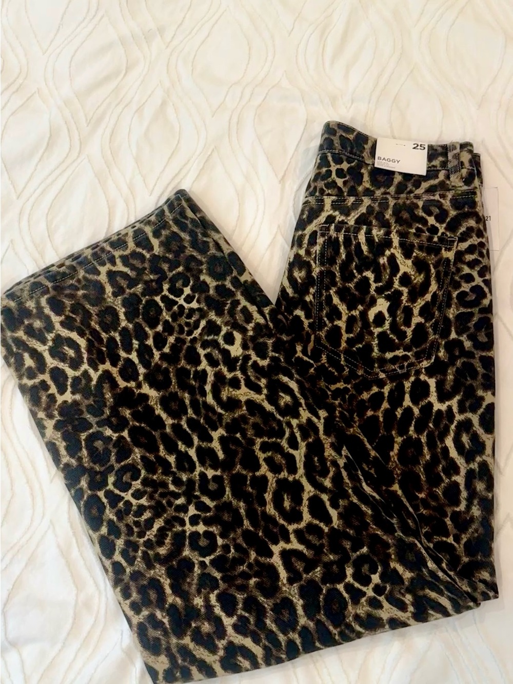 *NWT* Leopard Print Jeans